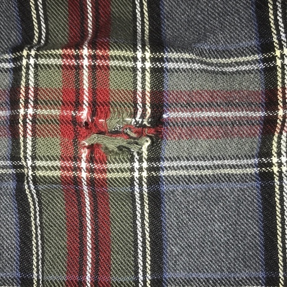 L.L. BEAN Traditional Fit button down plaid 100% cotton with chest pocket size L - Picture 10 of 12